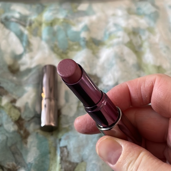 Lipstick/ liquid lipstick bundle - Picture 4 of 5